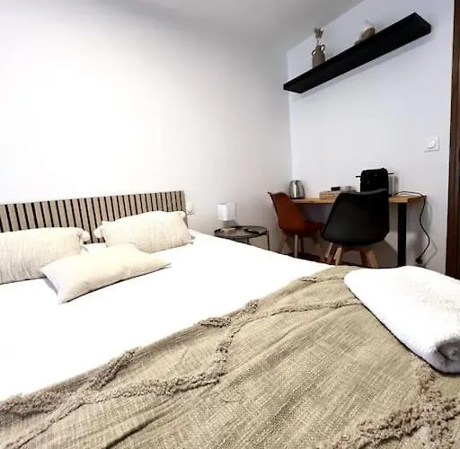 Apartment Les De La Bastide - 303